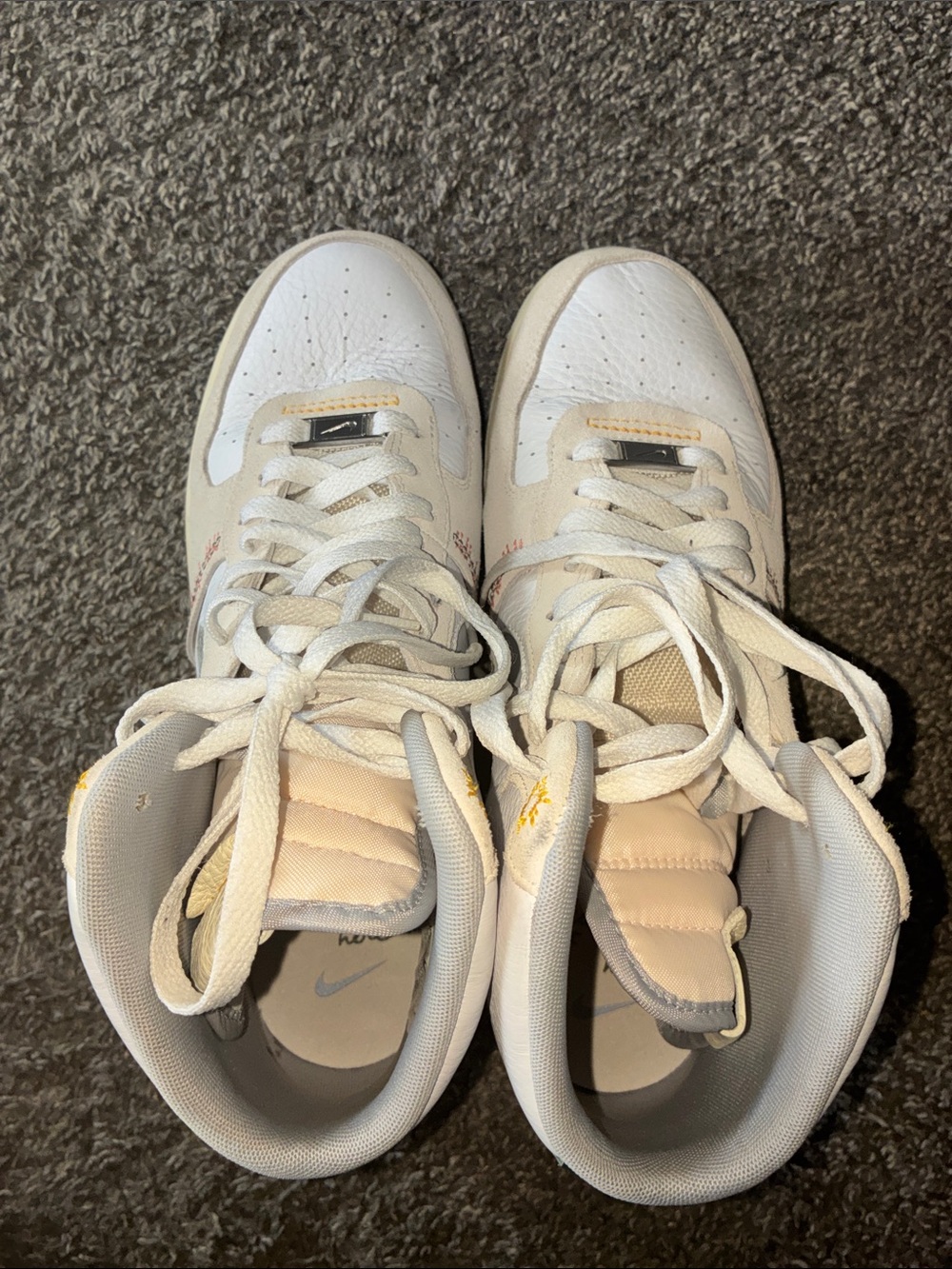 Nike High-Top AF1 - Picture 7 of 8